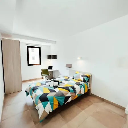 Hostel Campus Hub Malta *
